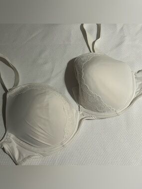 Curvation Everyday Lace-Trim Padded Bra